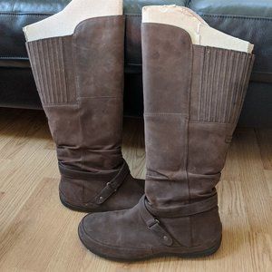 The North Face Camryn II waterproof boot size 11